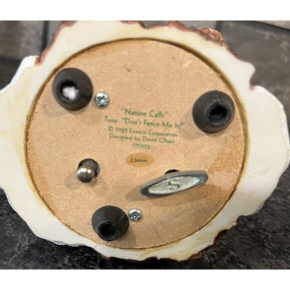 Enesco Moose Creek Crossing “Nature Calls” 1995 Musical Moose Outhouse #170933 - Picture 7 of 8